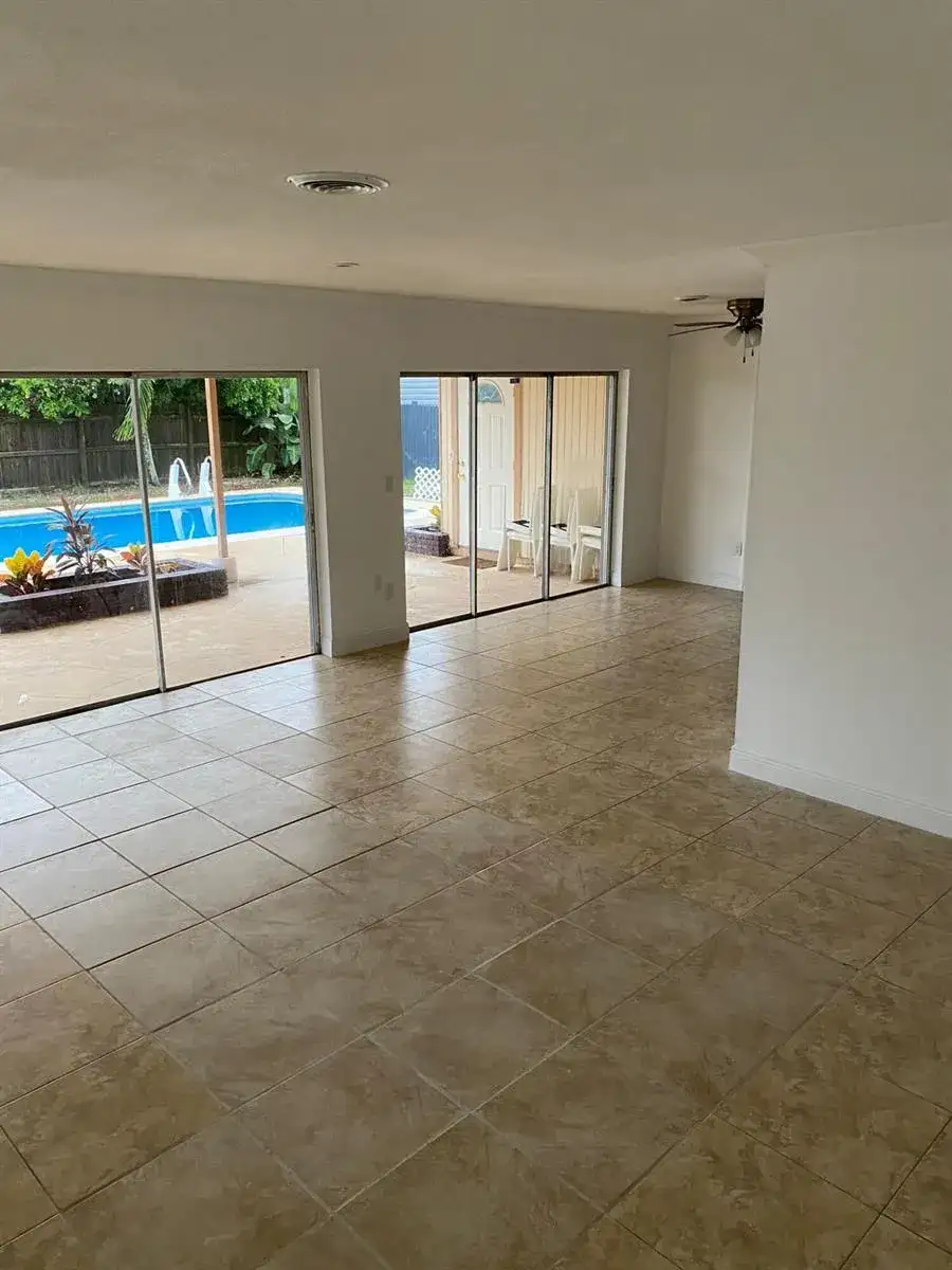 18 Andros Road, Palm Springs FL 33461 photo 2