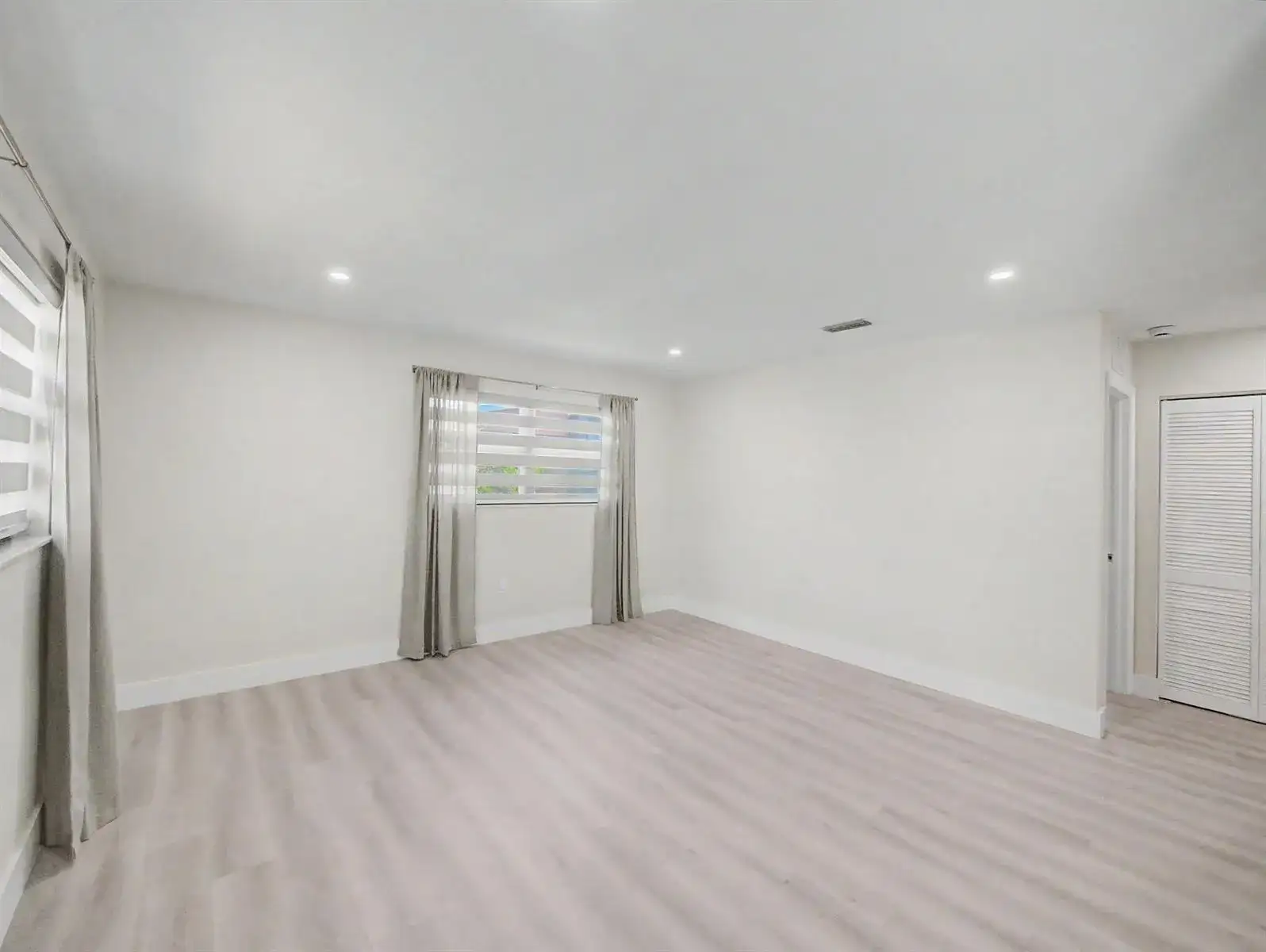 9298 Birmingham Drive, Palm Beach Gardens FL 33410 photo 5