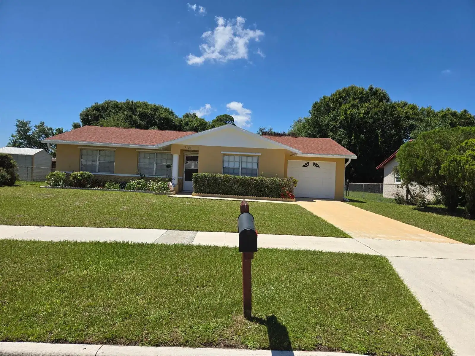 3101 Hibiscus Avenue, Fort Pierce FL 34947 photo 2