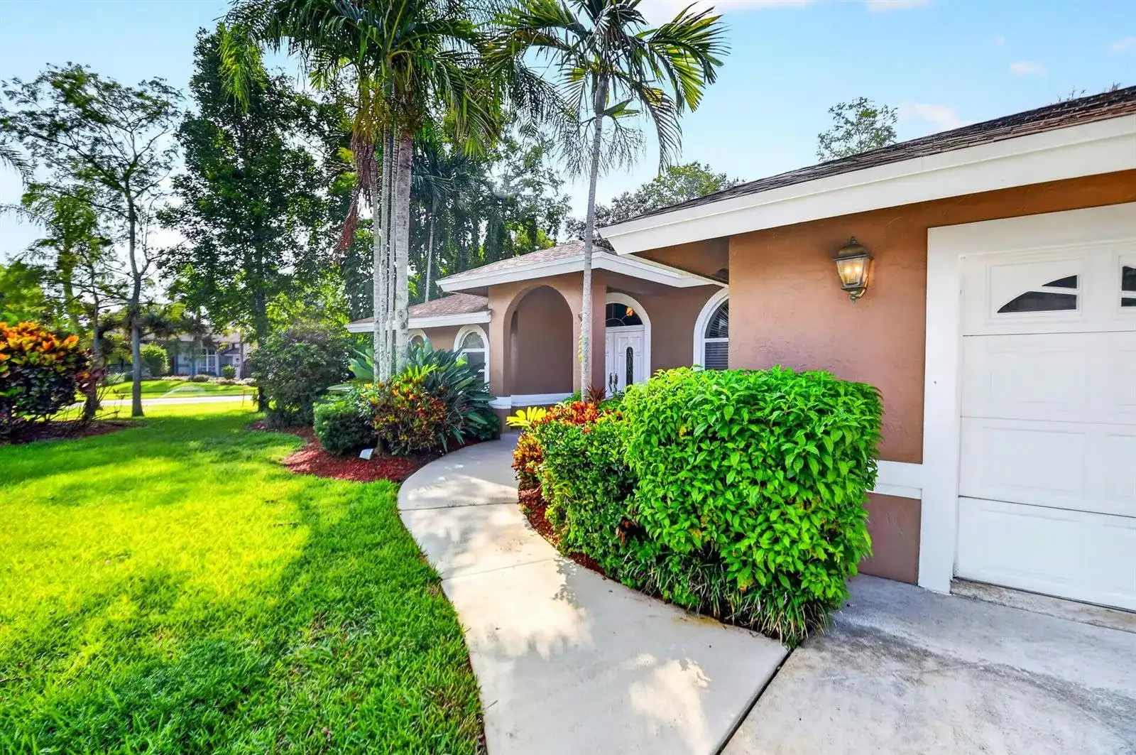 13578 Chatsworth Village Drive, Wellington FL 33414 photo 2
