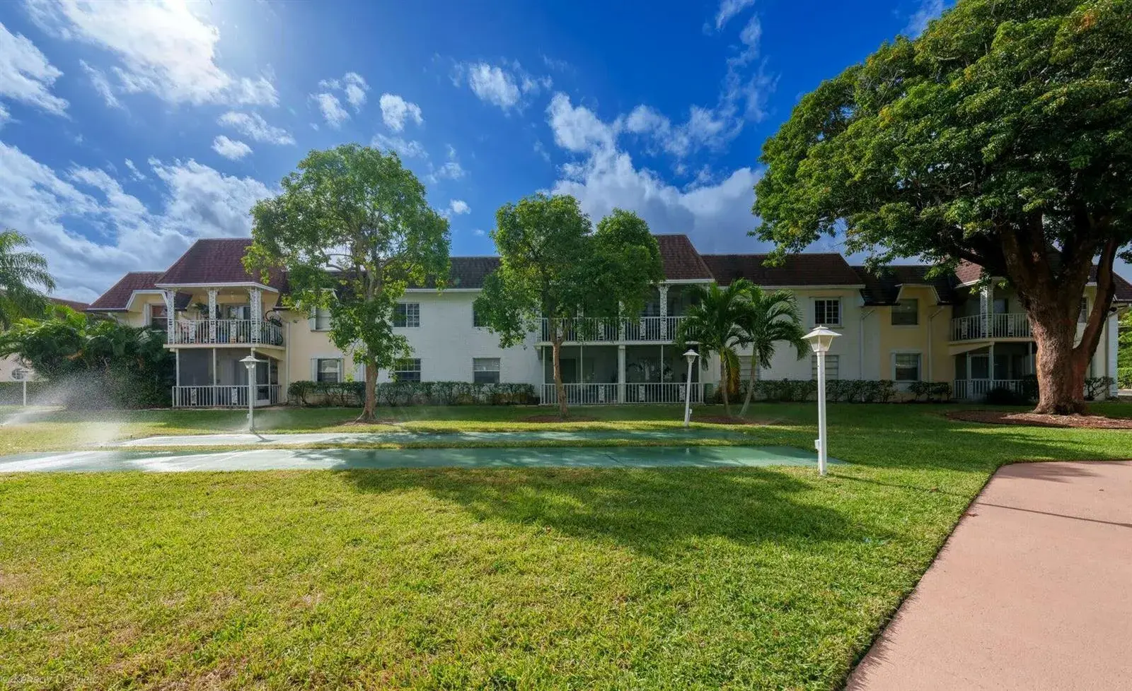 475 SE 8th Street # 220, Deerfield Beach FL 33441