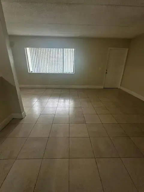 704 Meadows Circle # 704, Boynton Beach FL 33436