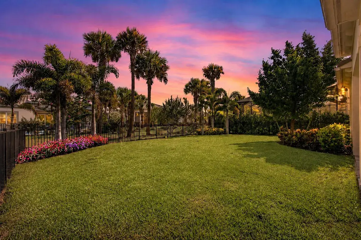 12525 Triumph Lane, Palm Beach Gardens FL 33412