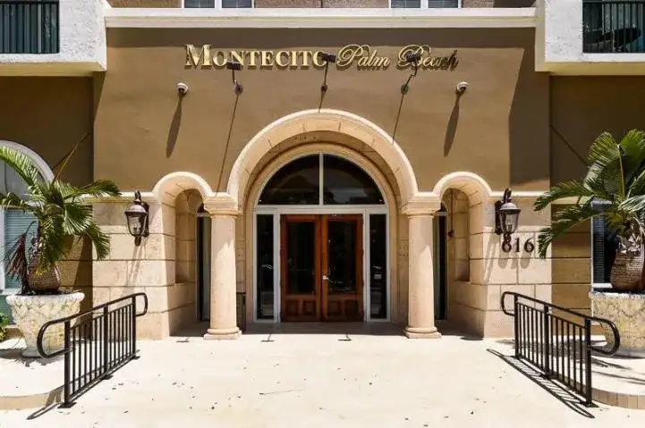 616 Clearwater Park Road # 1207, West Palm Beach FL 33401 photo 3