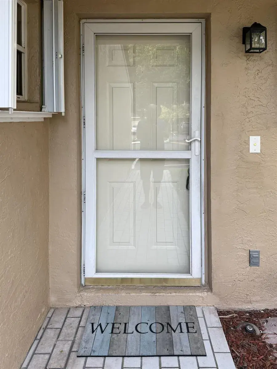 3767 NW 91st Lane, Sunrise FL 33351