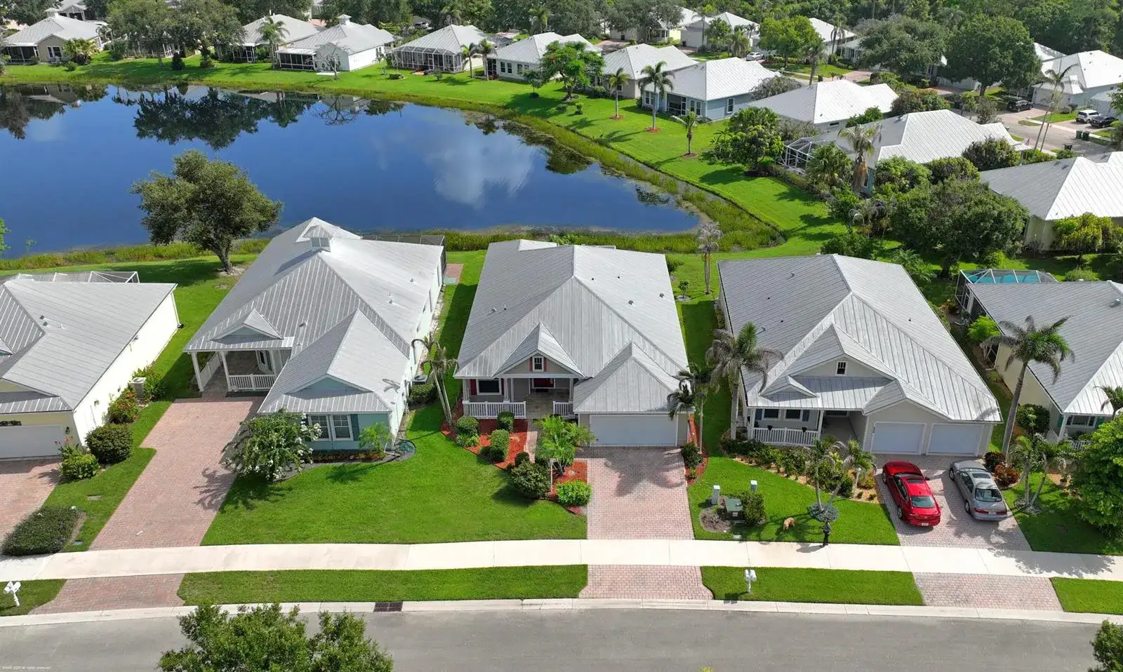 442 NE Leaping Frog Way, Port St. Lucie FL 34983 photo 2