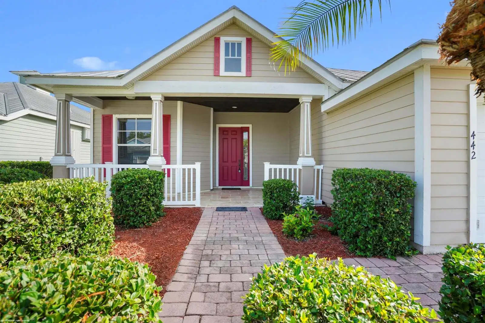 442 NE Leaping Frog Way, Port St. Lucie FL 34983 photo 3