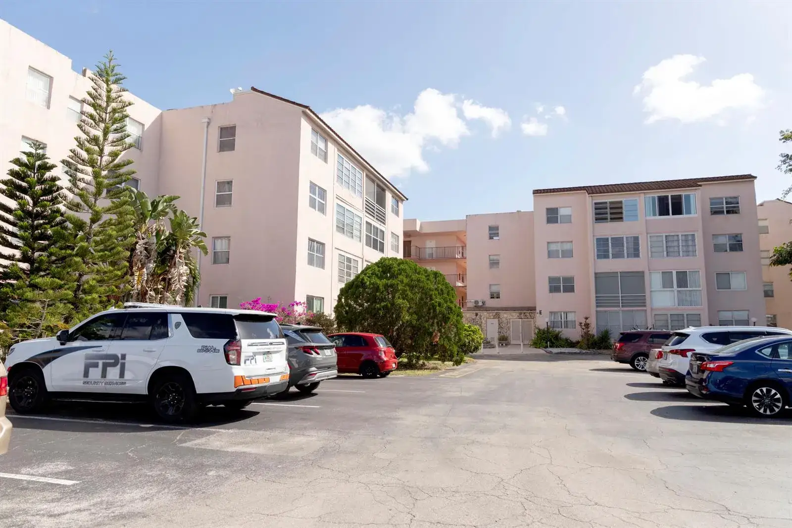 2851 Somerset Drive # 116, Lauderdale Lakes FL 33311