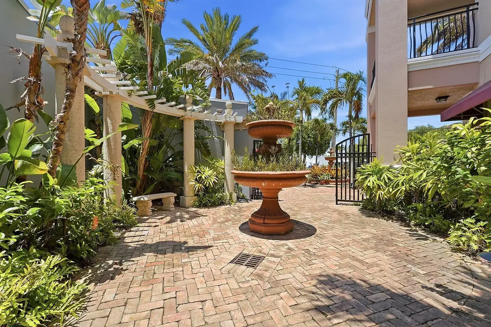 50 SE Ocean Boulevard # 302, Stuart FL 34994 photo 5