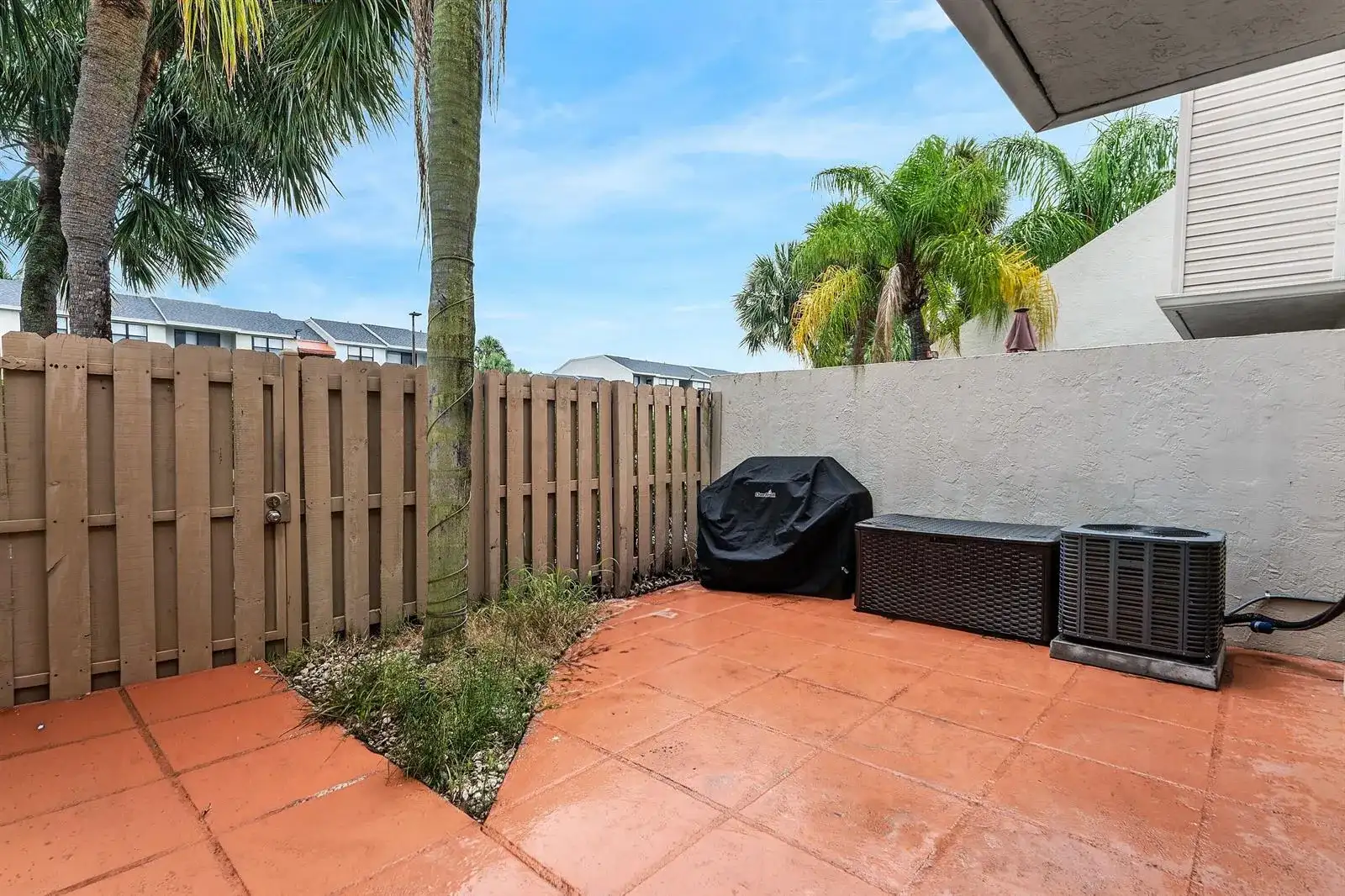 612 Executive Center Drive # 107, West Palm Beach FL 33401 photo 2