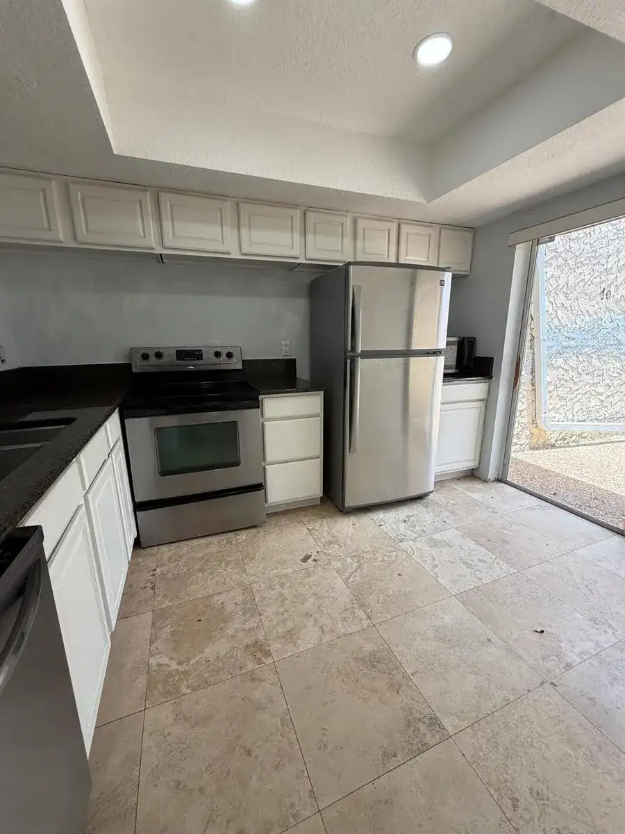 9640 NW 65th Street # D10, Tamarac FL 33321 photo 4