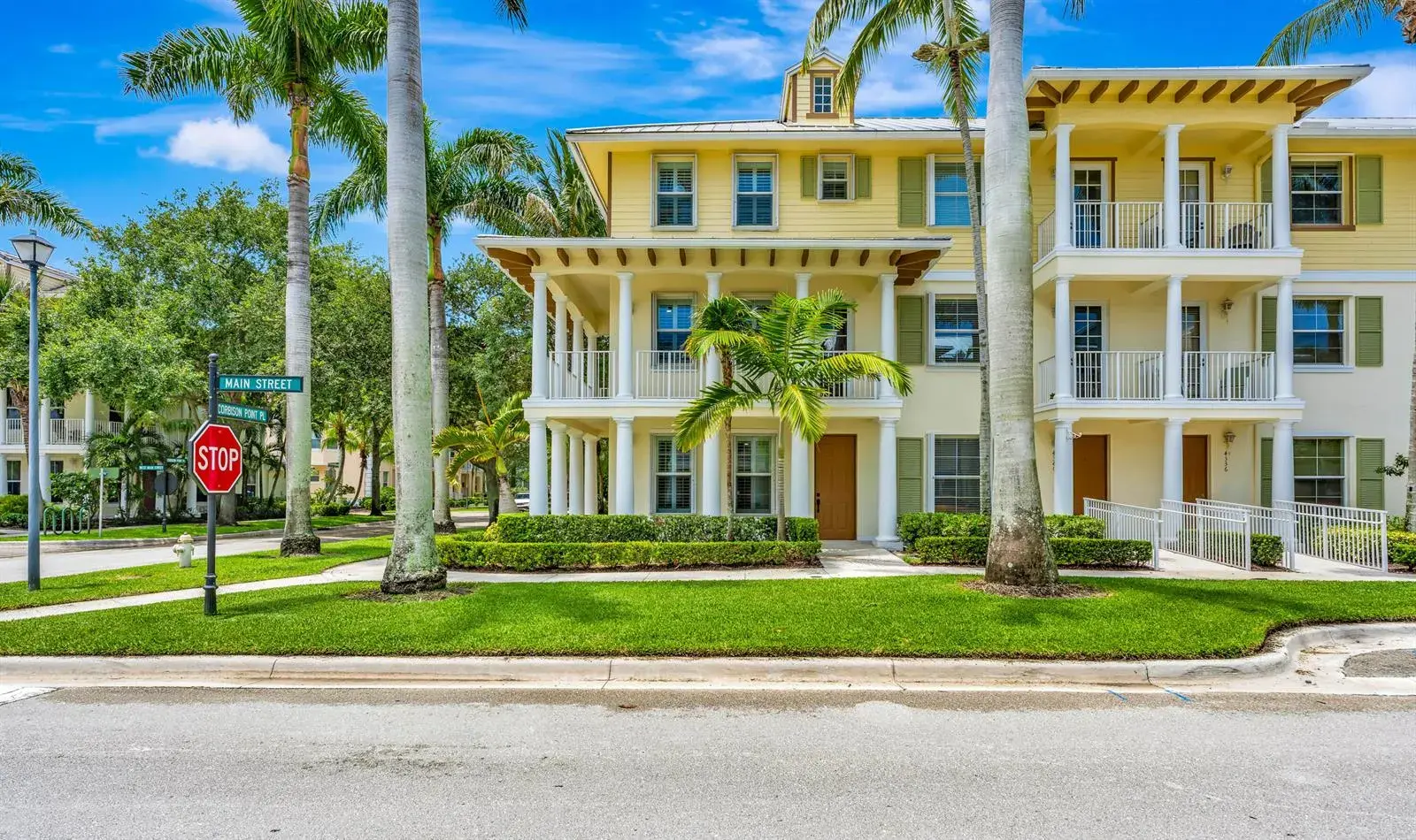 4344 Main Street, Jupiter FL 33458