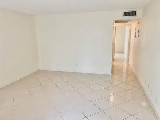 1015 Ainslie A Drive, Boca Raton FL 33434 photo 4