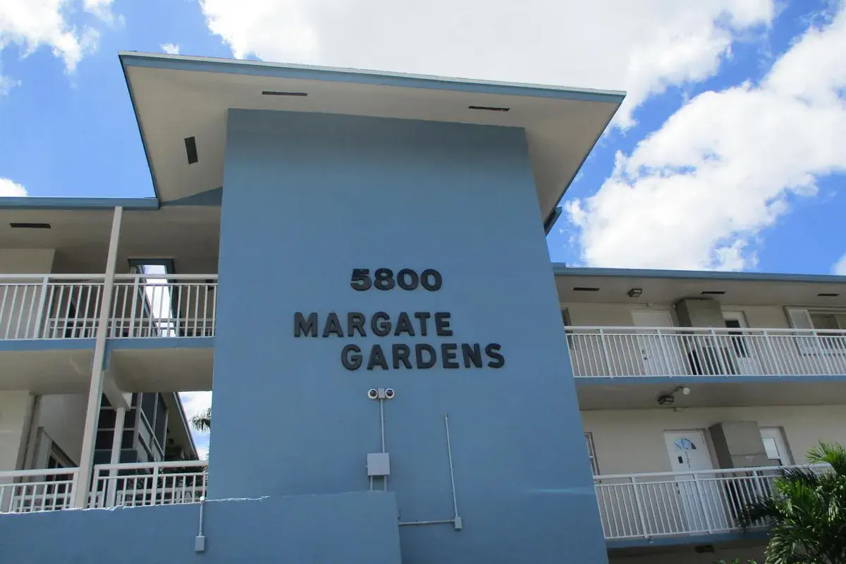 5800 Margate Boulevard # 1, Margate FL 33063