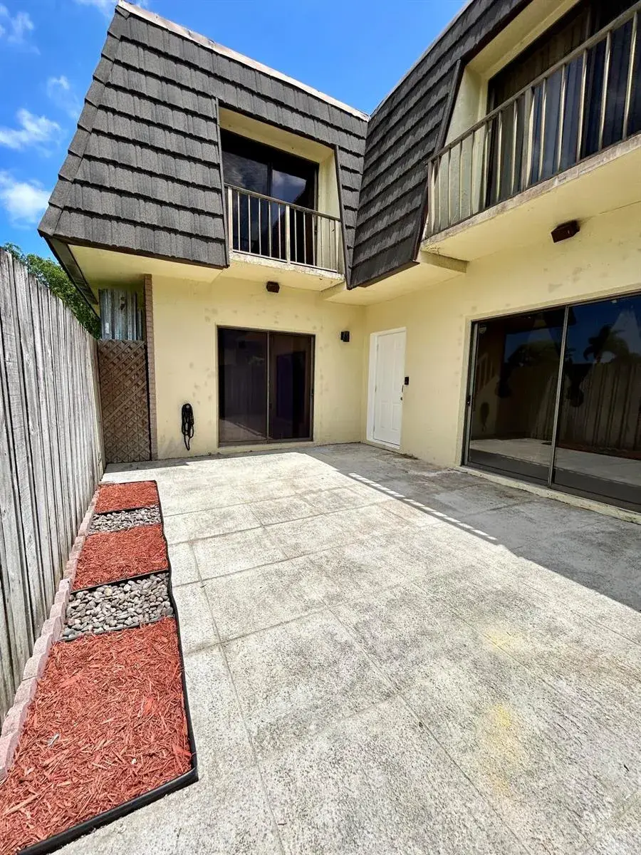 4606 Cherry Road, West Palm Beach FL 33417