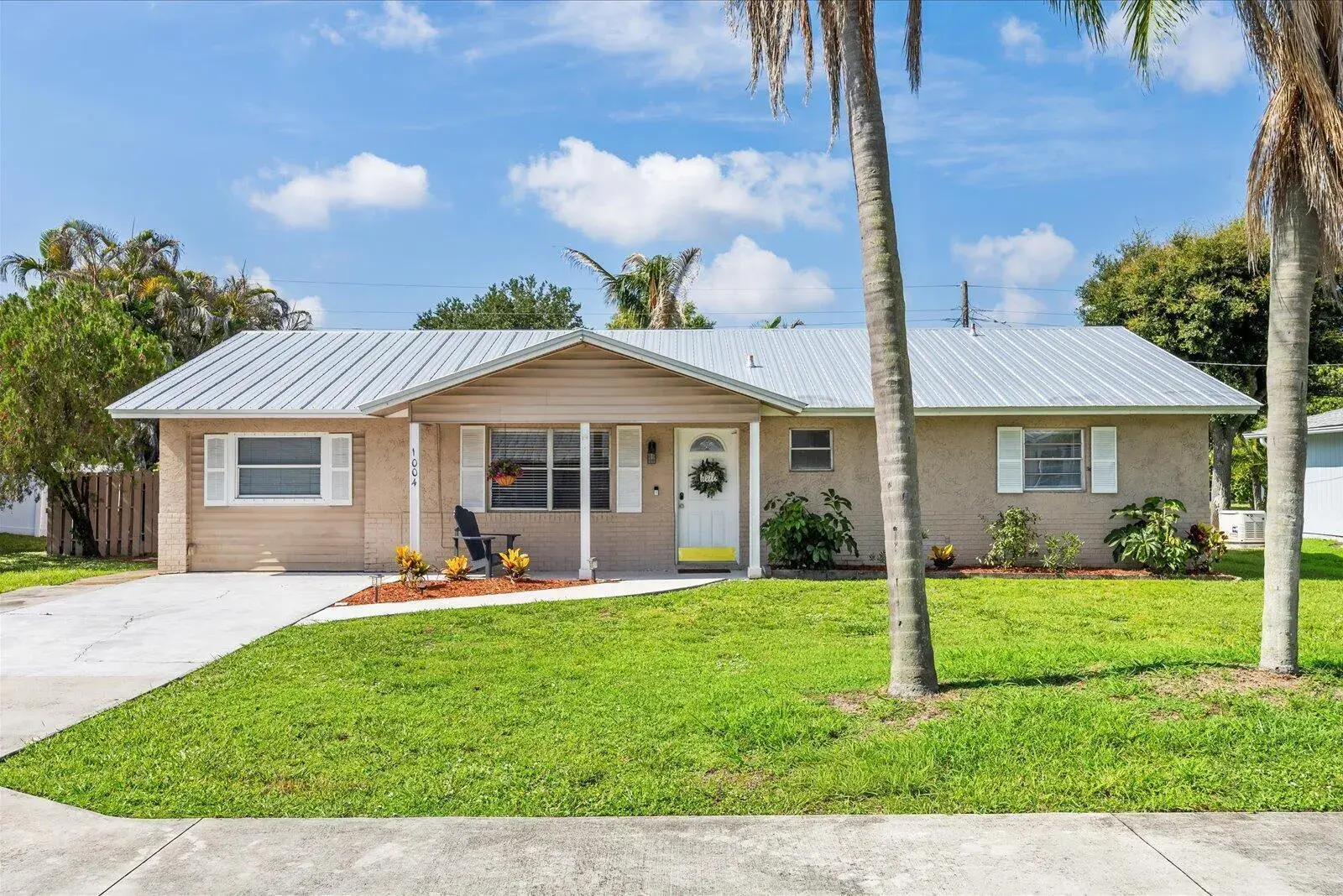 1004 NW 16th Place, Stuart FL 34994