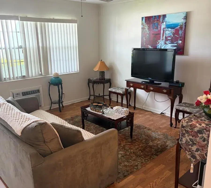 29 Newport B # 29, Deerfield Beach FL 33442