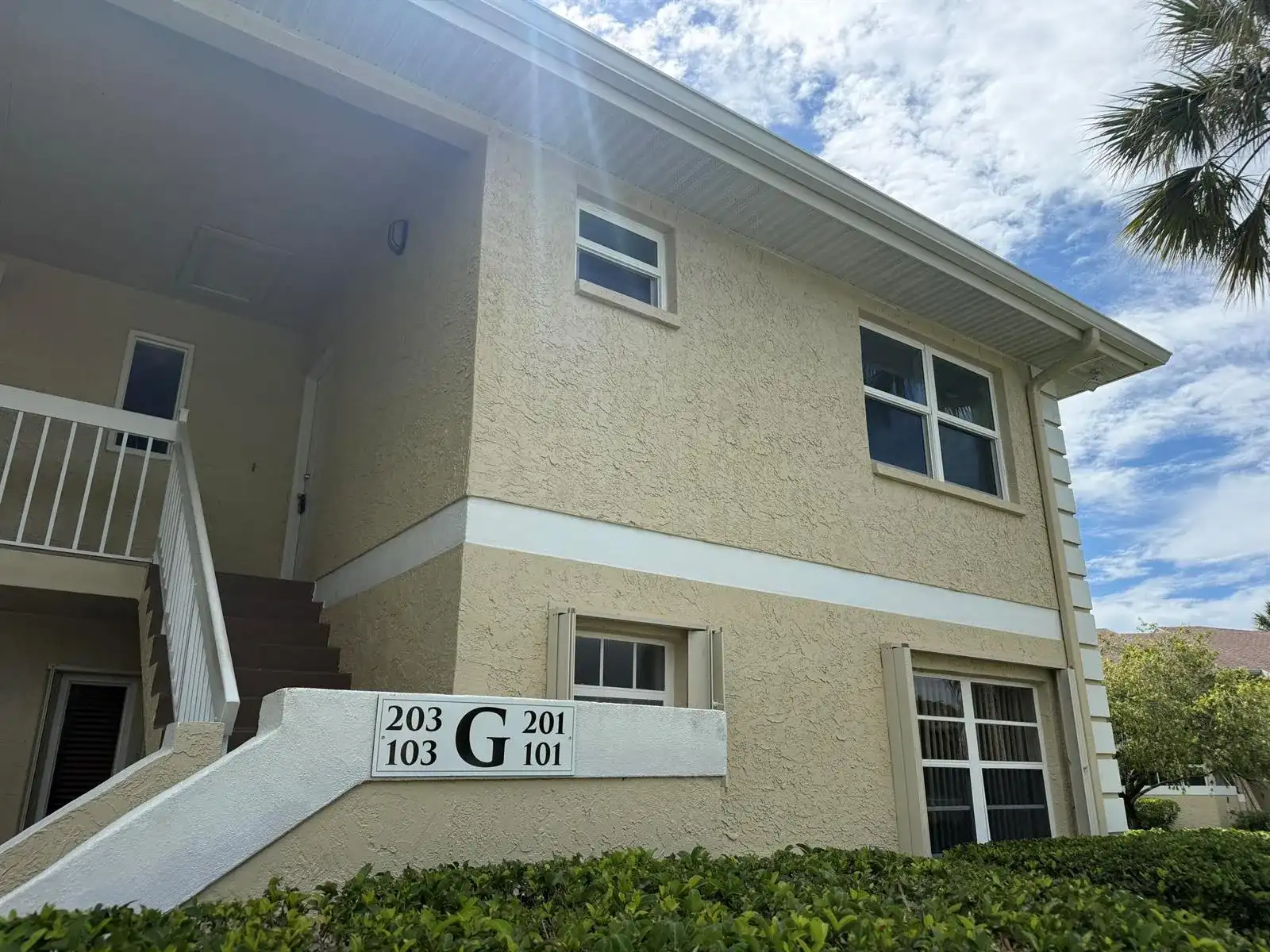1536 SE Royal Green # 201, Port St. Lucie FL 34952