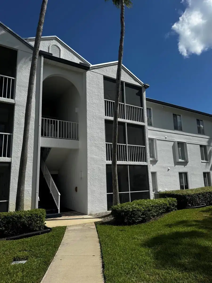 2502 SE Anchorage Cove # 3, FL 34952 photo 2