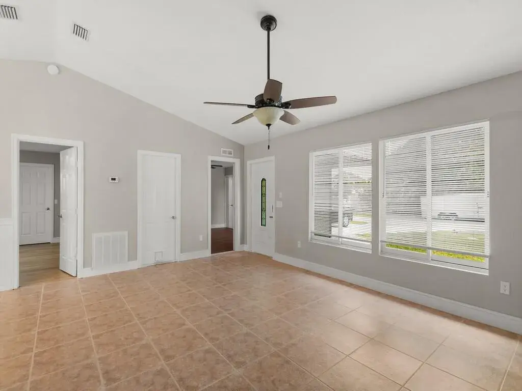 5612 Deleon Avenue, Fort Pierce FL 34951