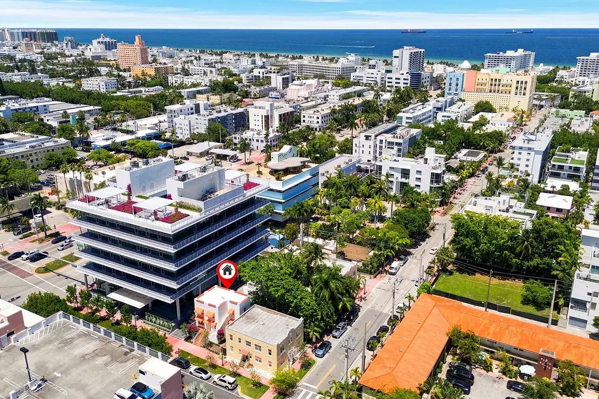 927 4th Street, Miami Beach FL 33139