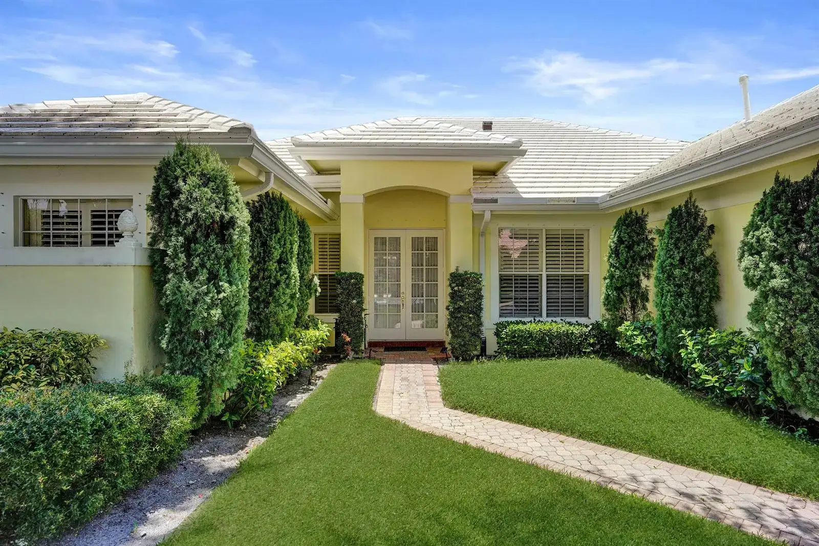 2760 Tecumseh Drive, West Palm Beach FL 33409 photo 4