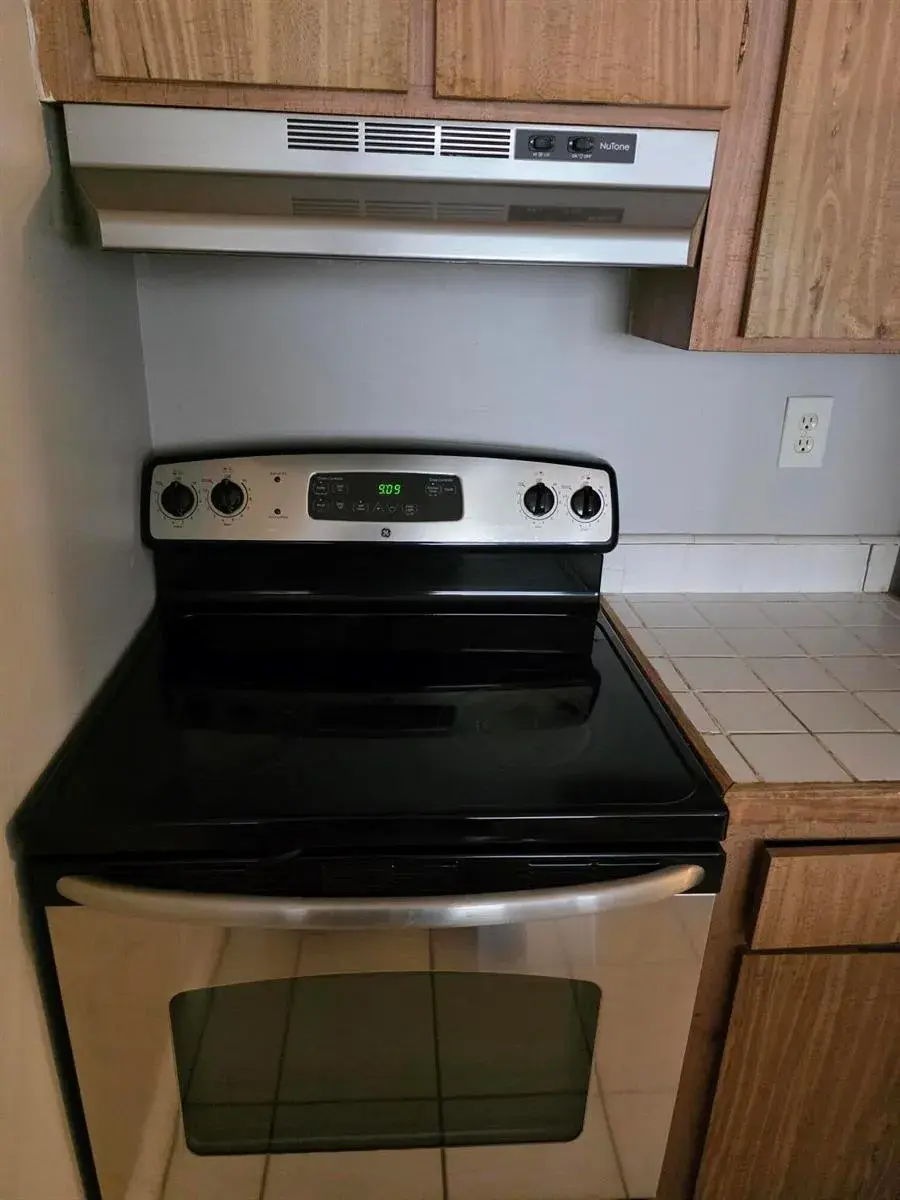 2401 Riverside Drive # b, Coral Springs FL 33065