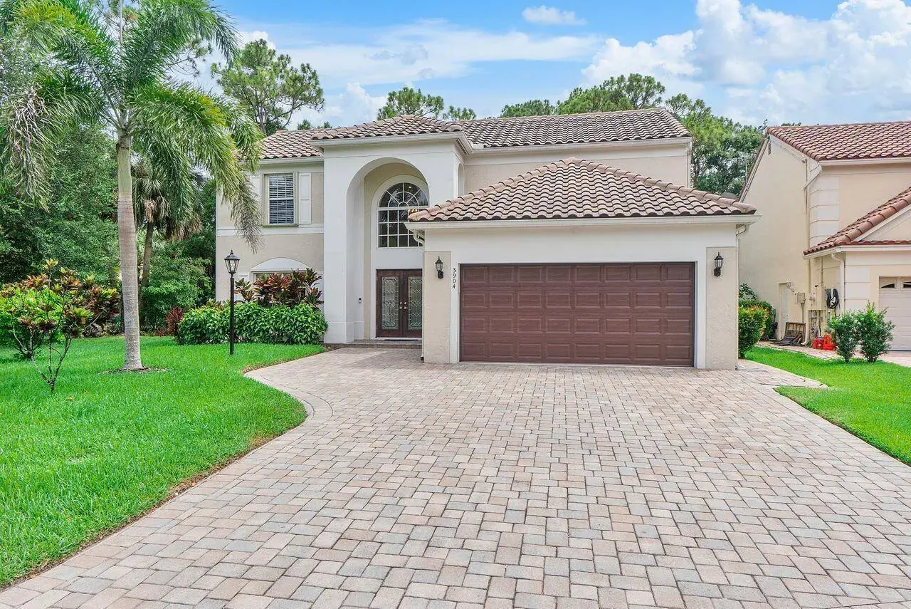 3904 Sanctuary Drive, Coral Springs FL 33065