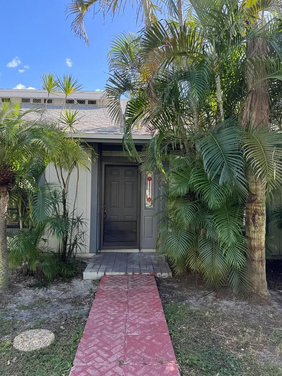 429 N Cypress Drive # C, Tequesta FL 33469