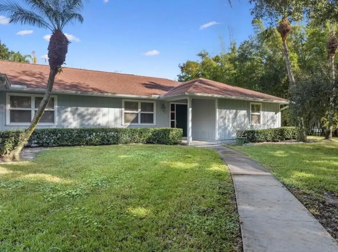 4790 16th Street, Vero Beach FL 32966 photo 2