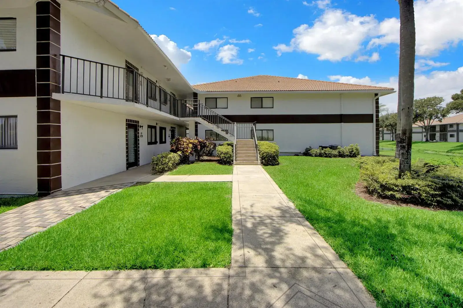 15451 Pembridge Drive # 206, Delray Beach FL 33484