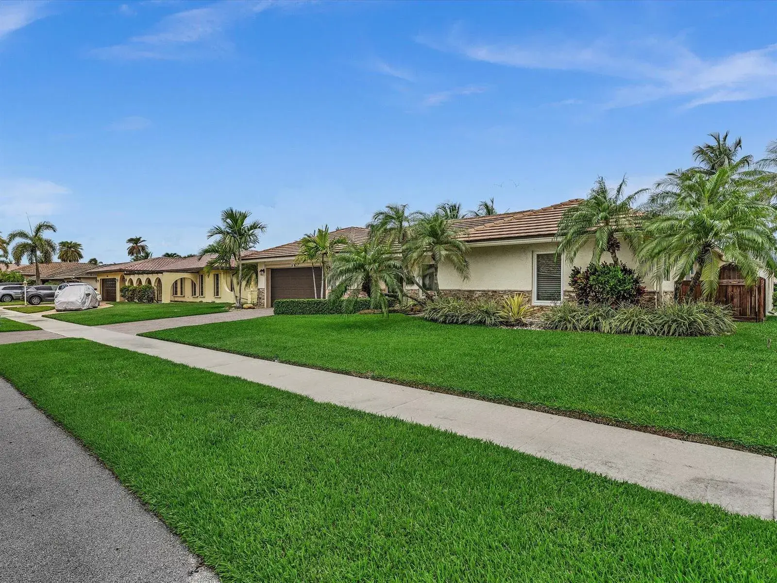 1525 SE 12th Street, Deerfield Beach FL 33441