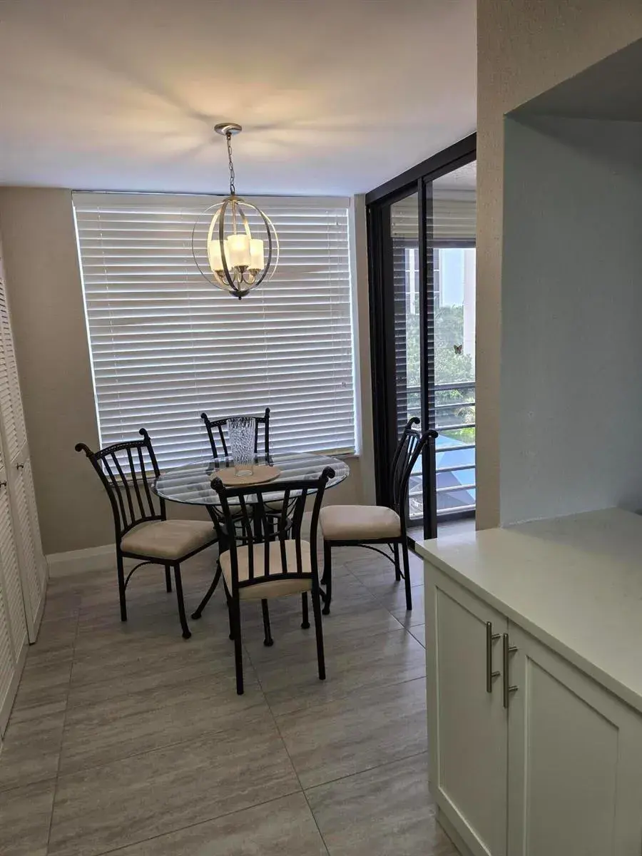 7580 Regency Lake Drive # 402, Boca Raton FL 33433