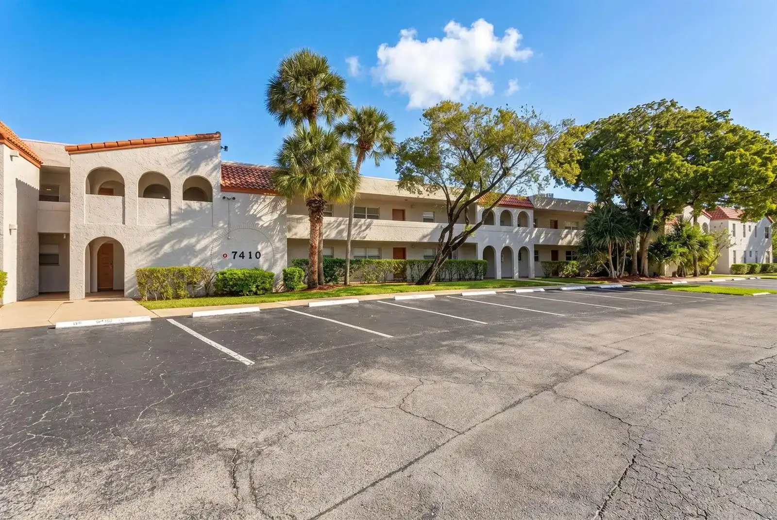 7410 Woodmont Terrace # 202, Tamarac FL 33321