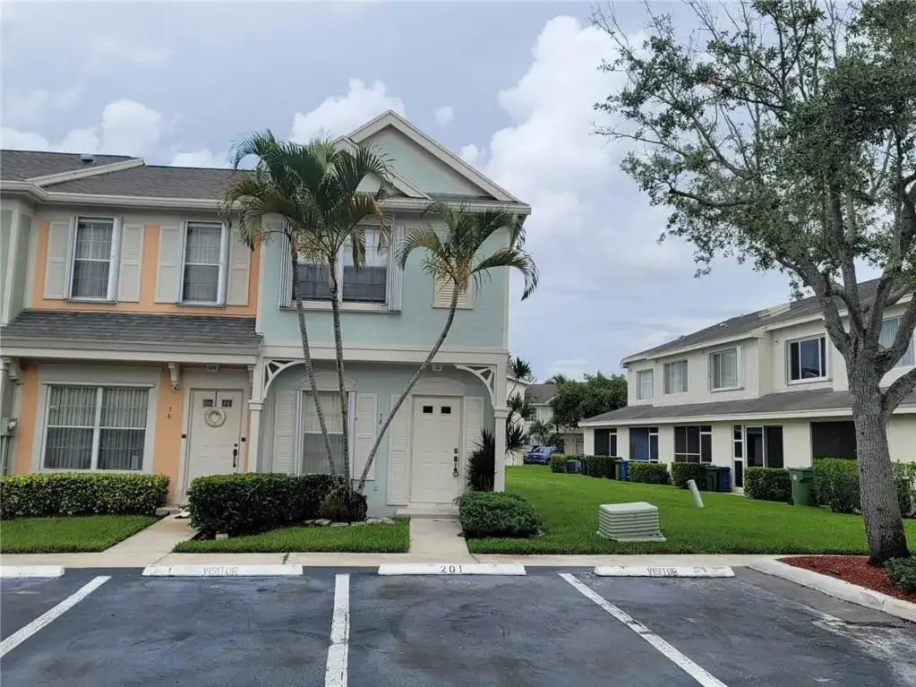 78 Simonton Circle, Weston FL 33326 photo 4