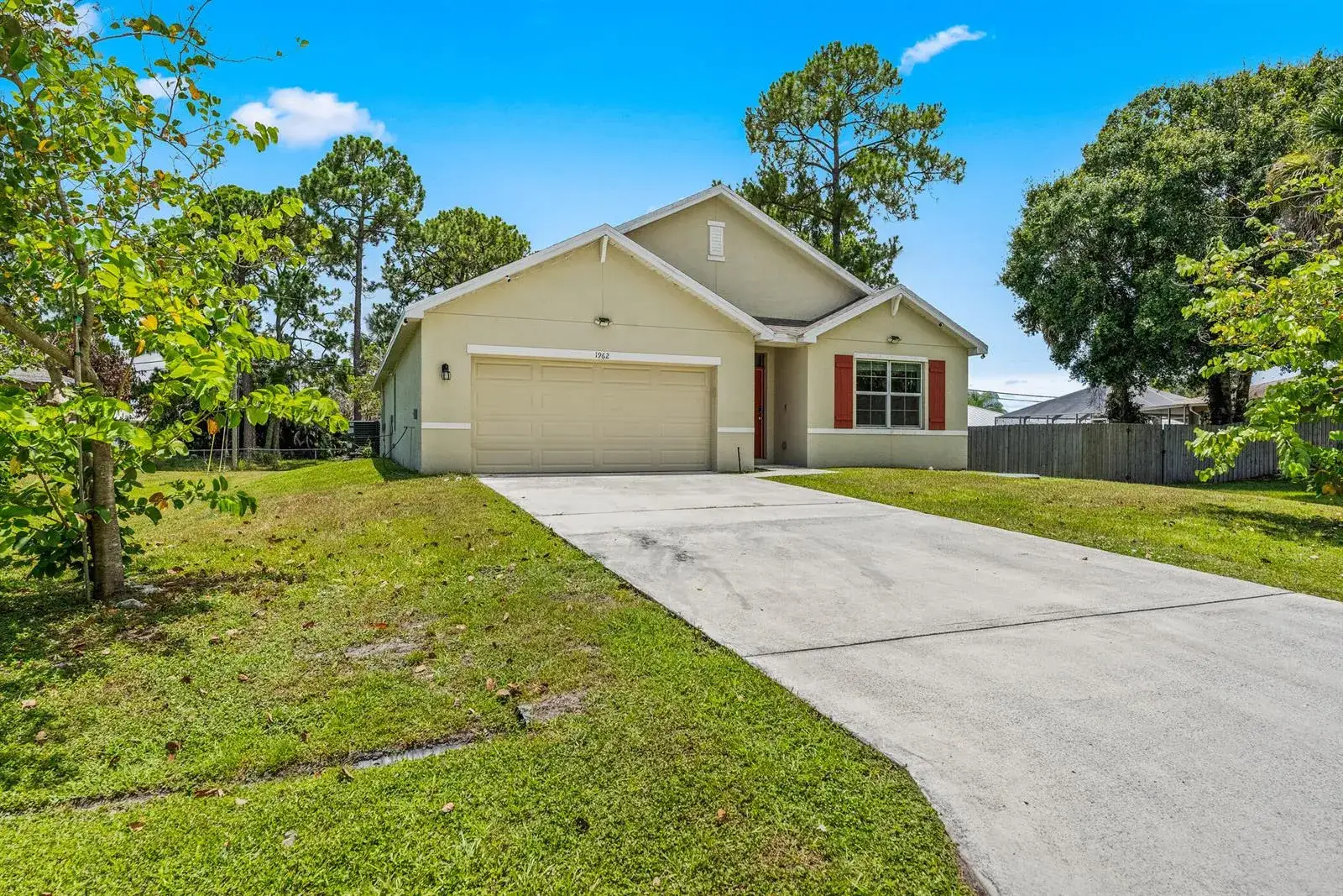 1962 SW Delmonico Avenue, Port St. Lucie FL 34953