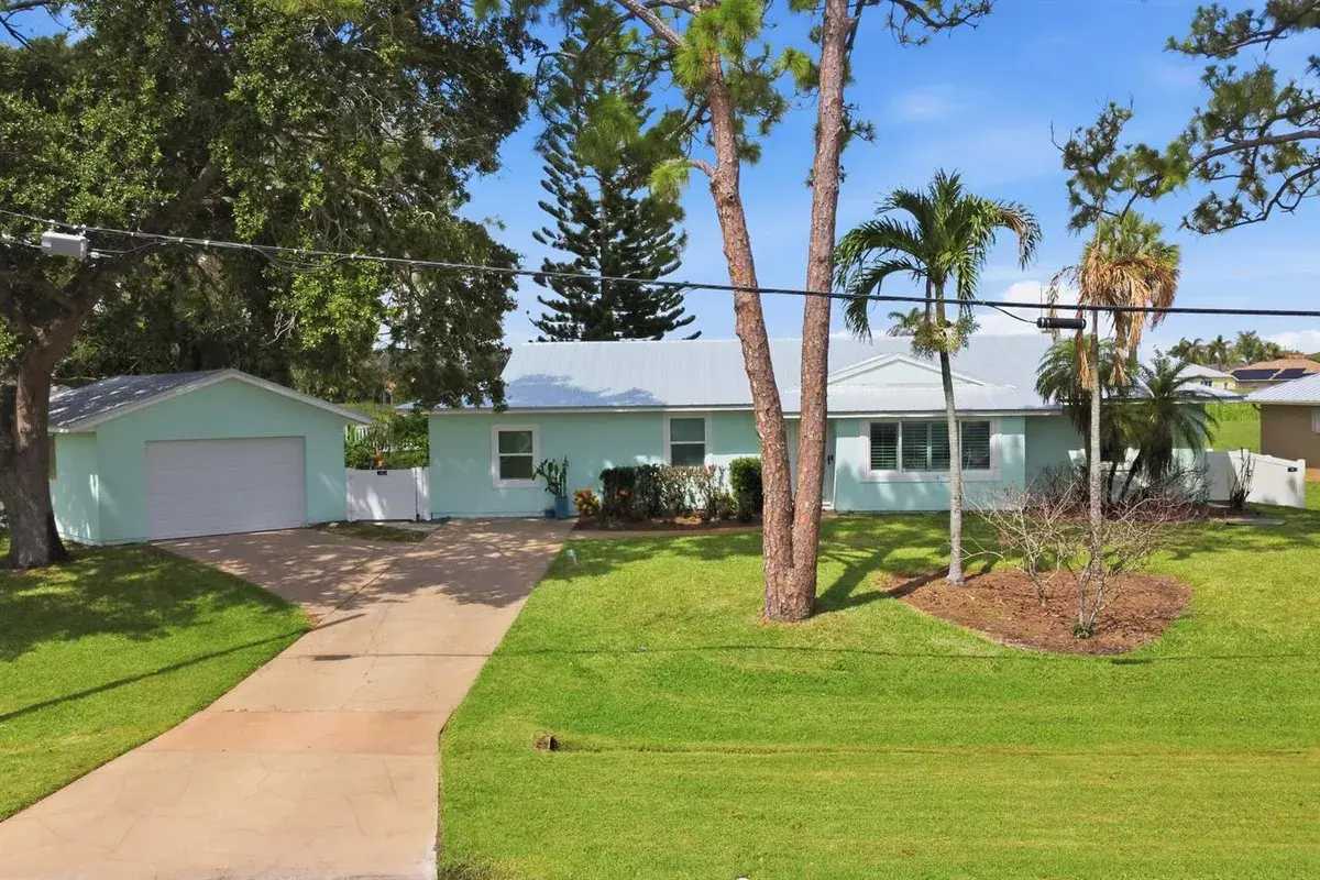 548 SW Aster Road, Port St. Lucie FL 34953