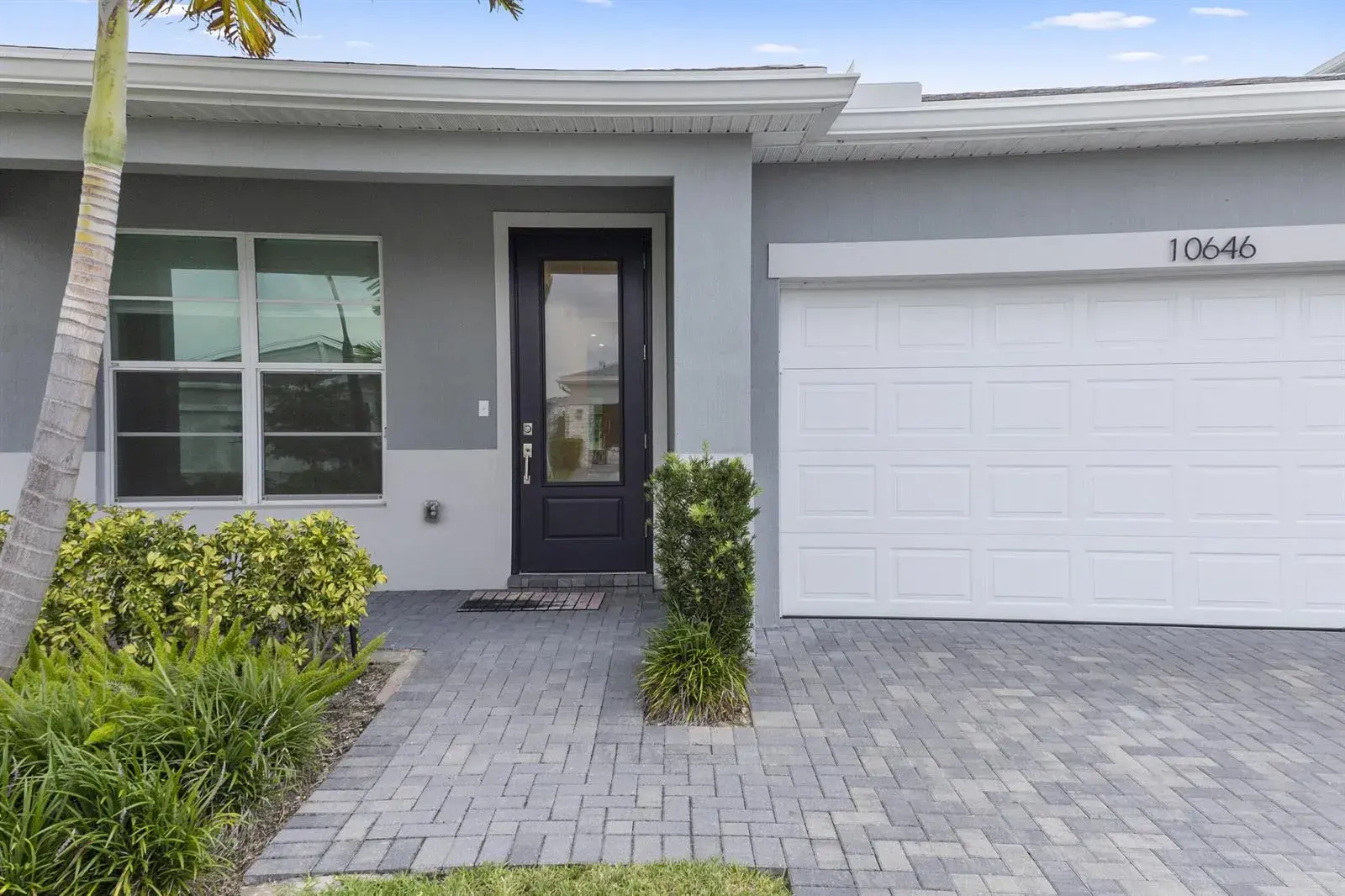 10646 SW Hensley Street, Port St. Lucie FL 34987