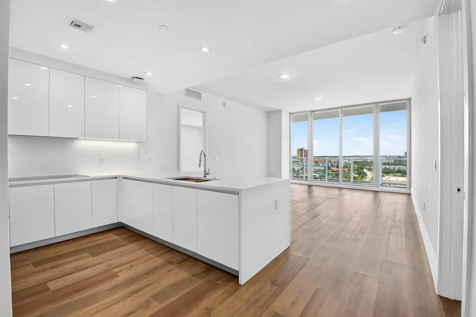 220 Lake Shore Drive # 1511, West Palm Beach FL 33403 photo 2