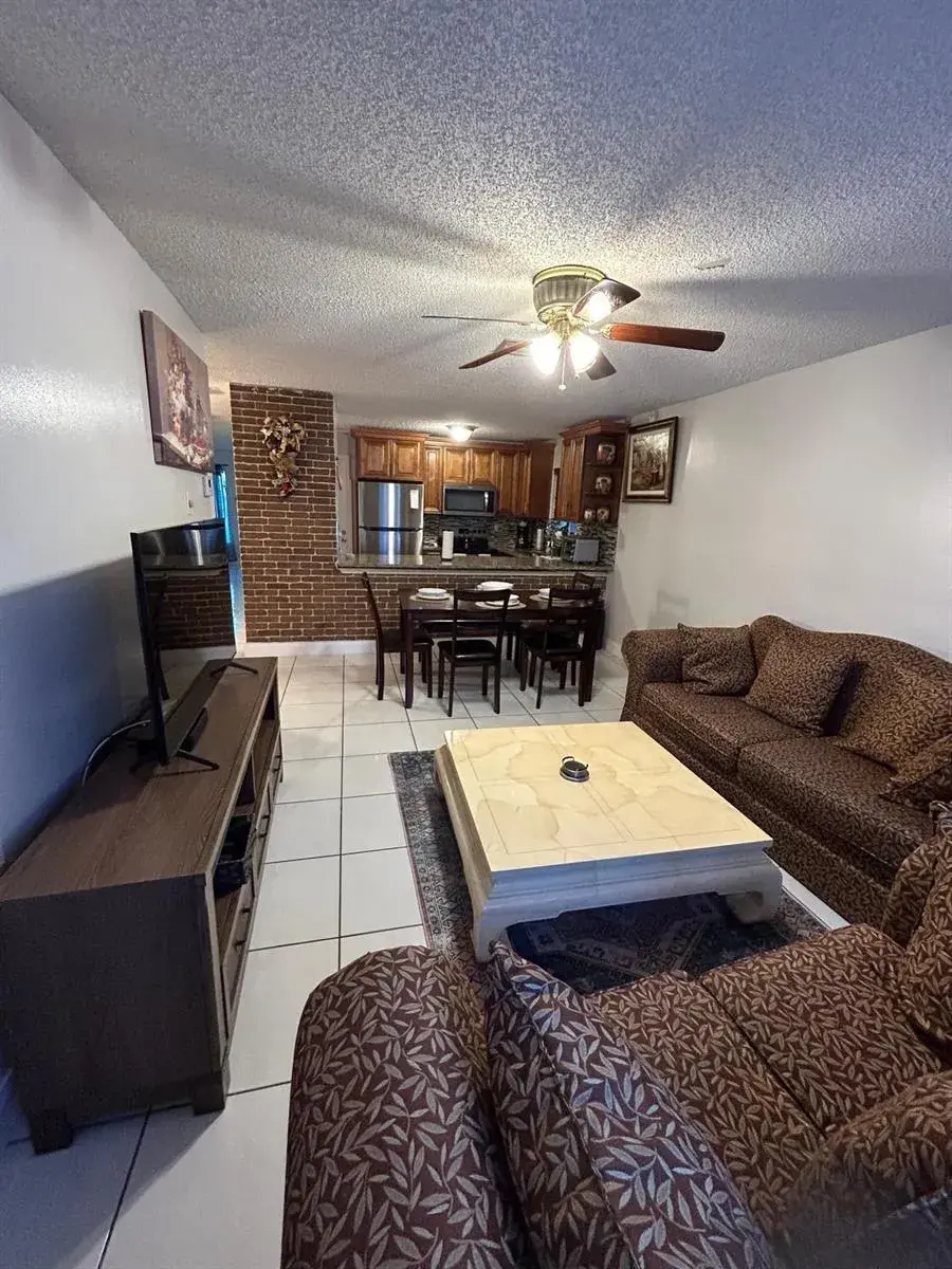 7526 SW 7th Court, North Lauderdale FL 33068
