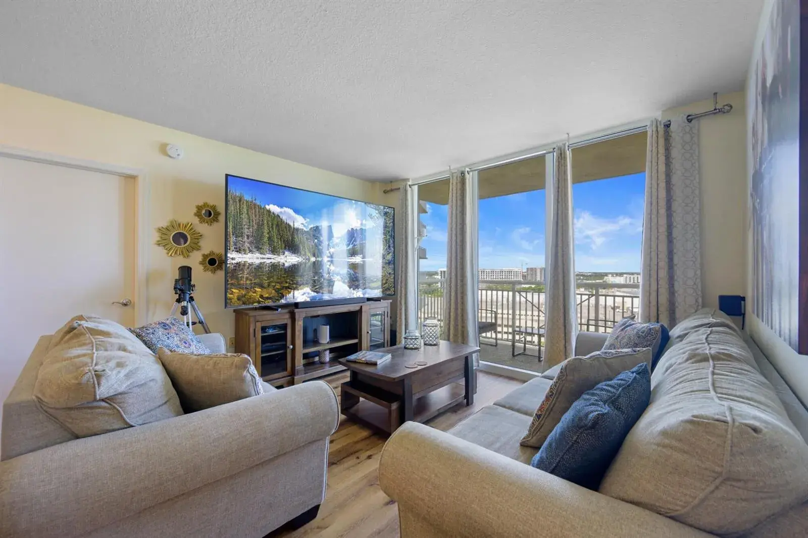 19501 W Country Club Drive # 1412, Aventura FL 33180