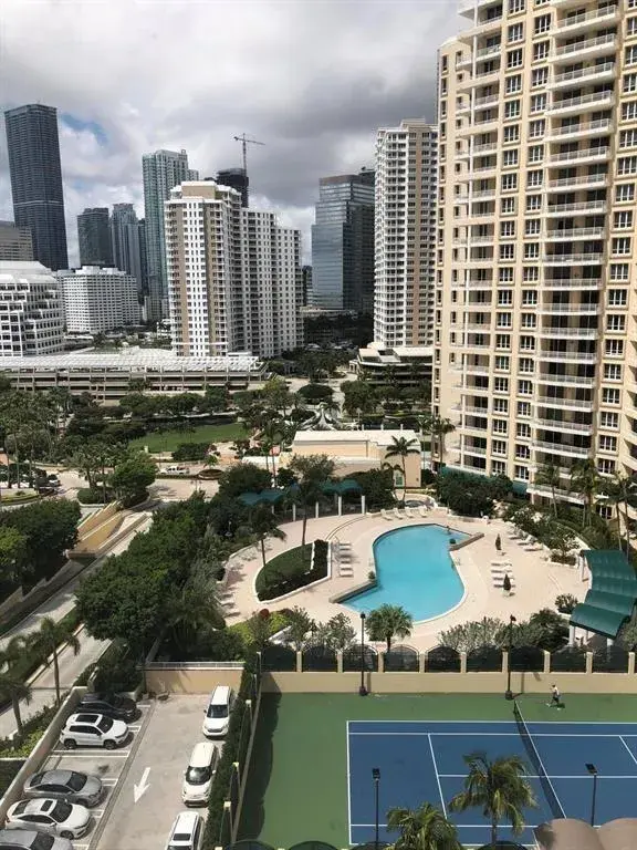 848 Brickell Key Drive # 1505, Miami FL 33131