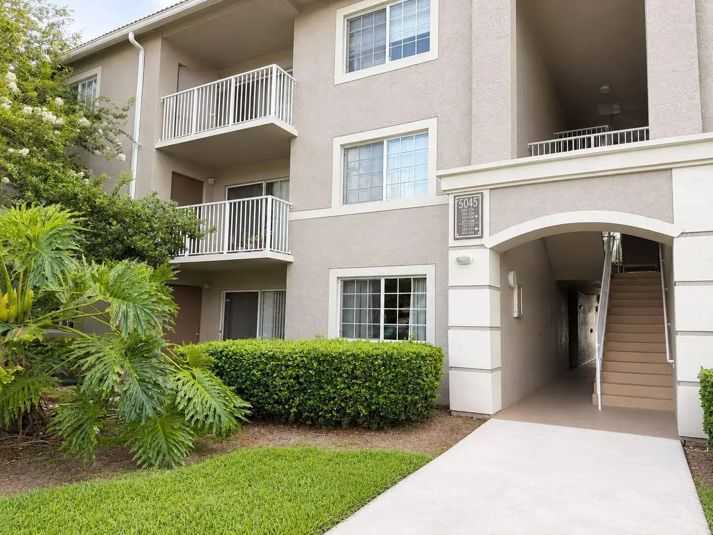 5045 Wiles Road # 105, Coconut Creek FL 33073
