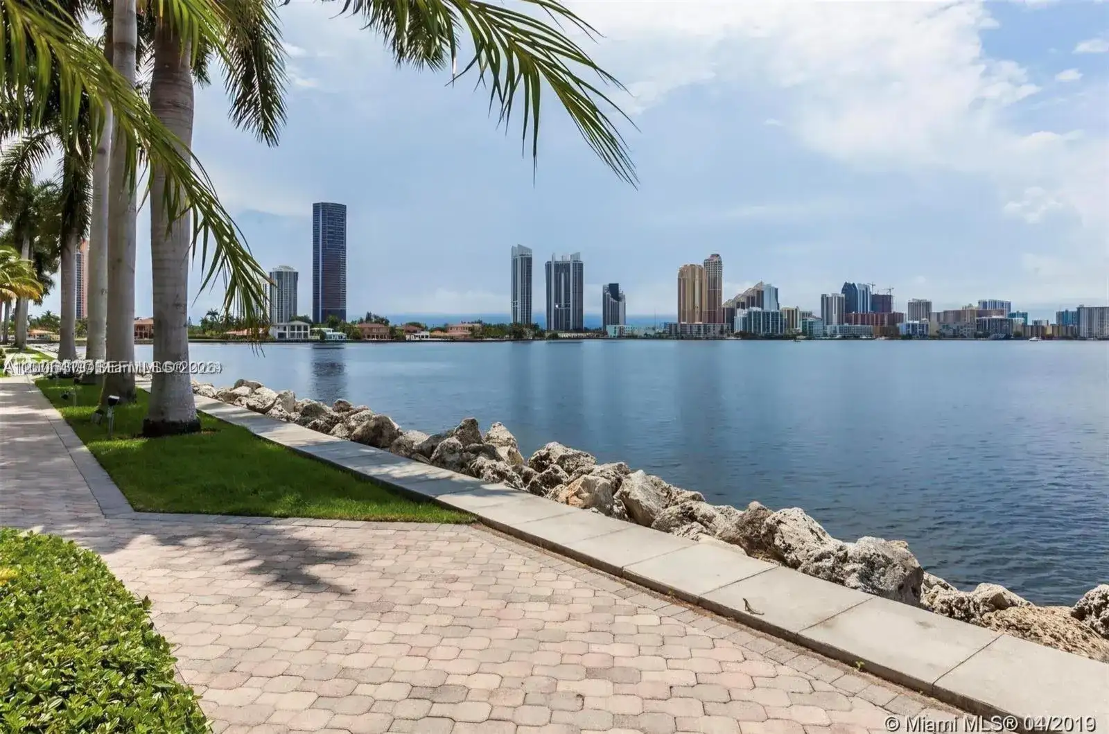 3600 Mystic Pointe Drive # 1202, Aventura FL 33180 photo 3