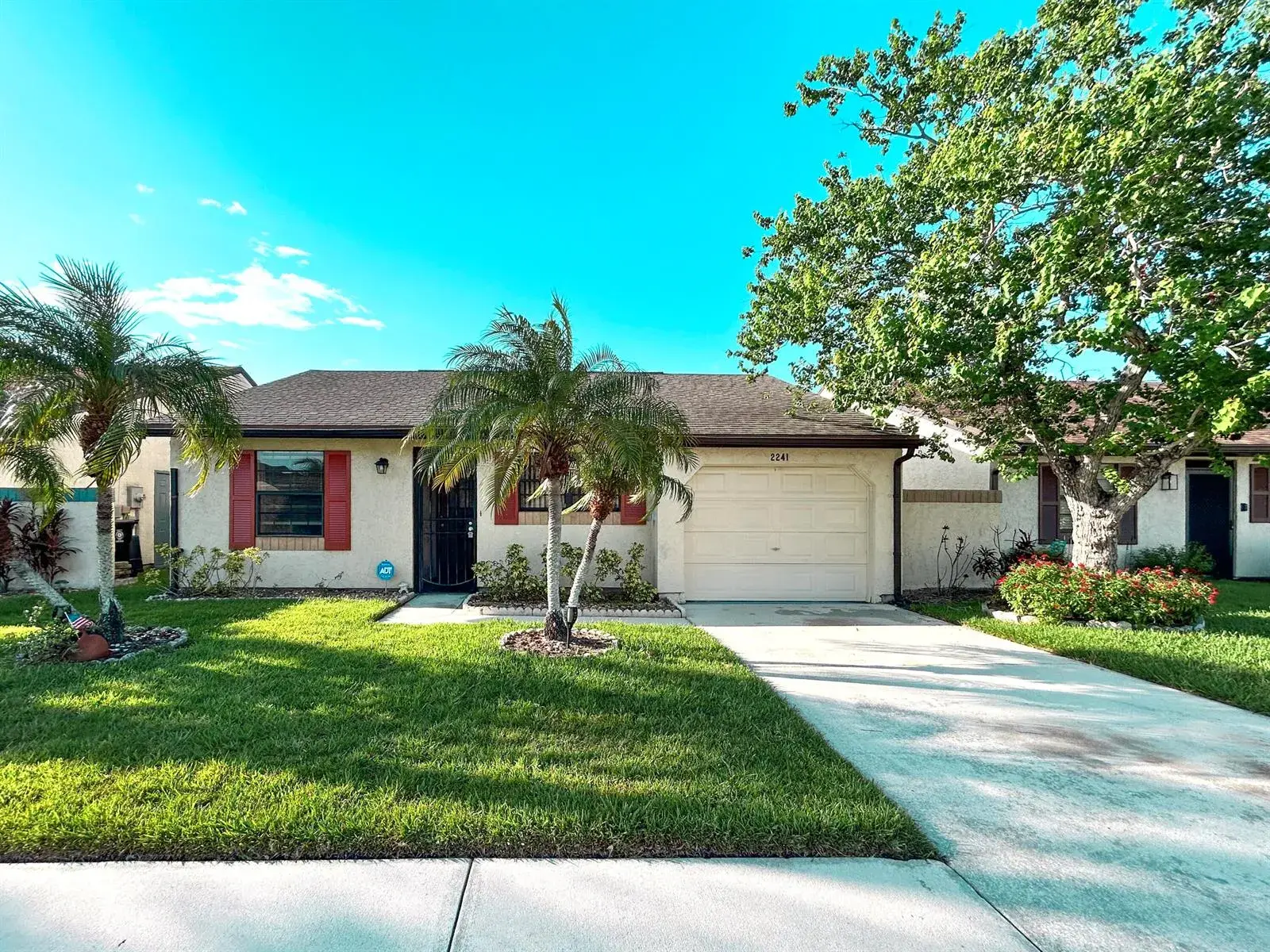 2241 SE Barrington Street, Port St. Lucie FL 34952