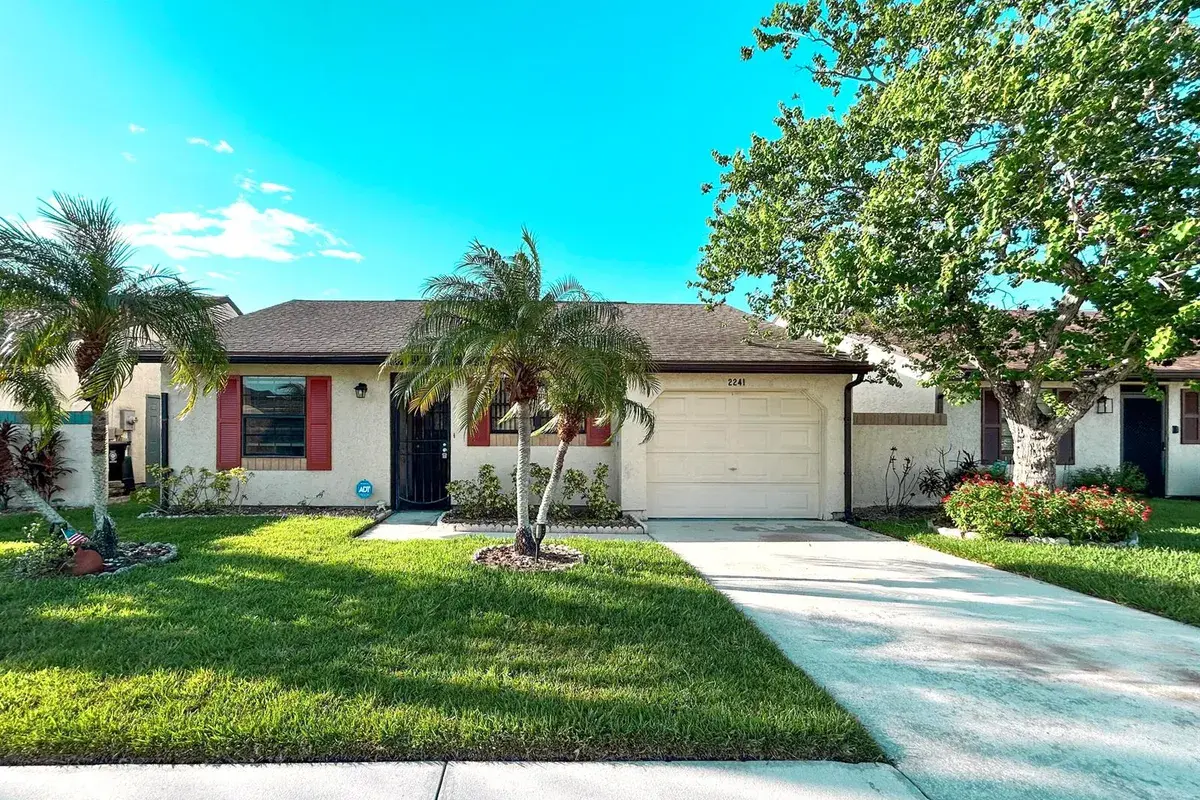 2241 SE Barrington Street, Port St. Lucie FL 34952