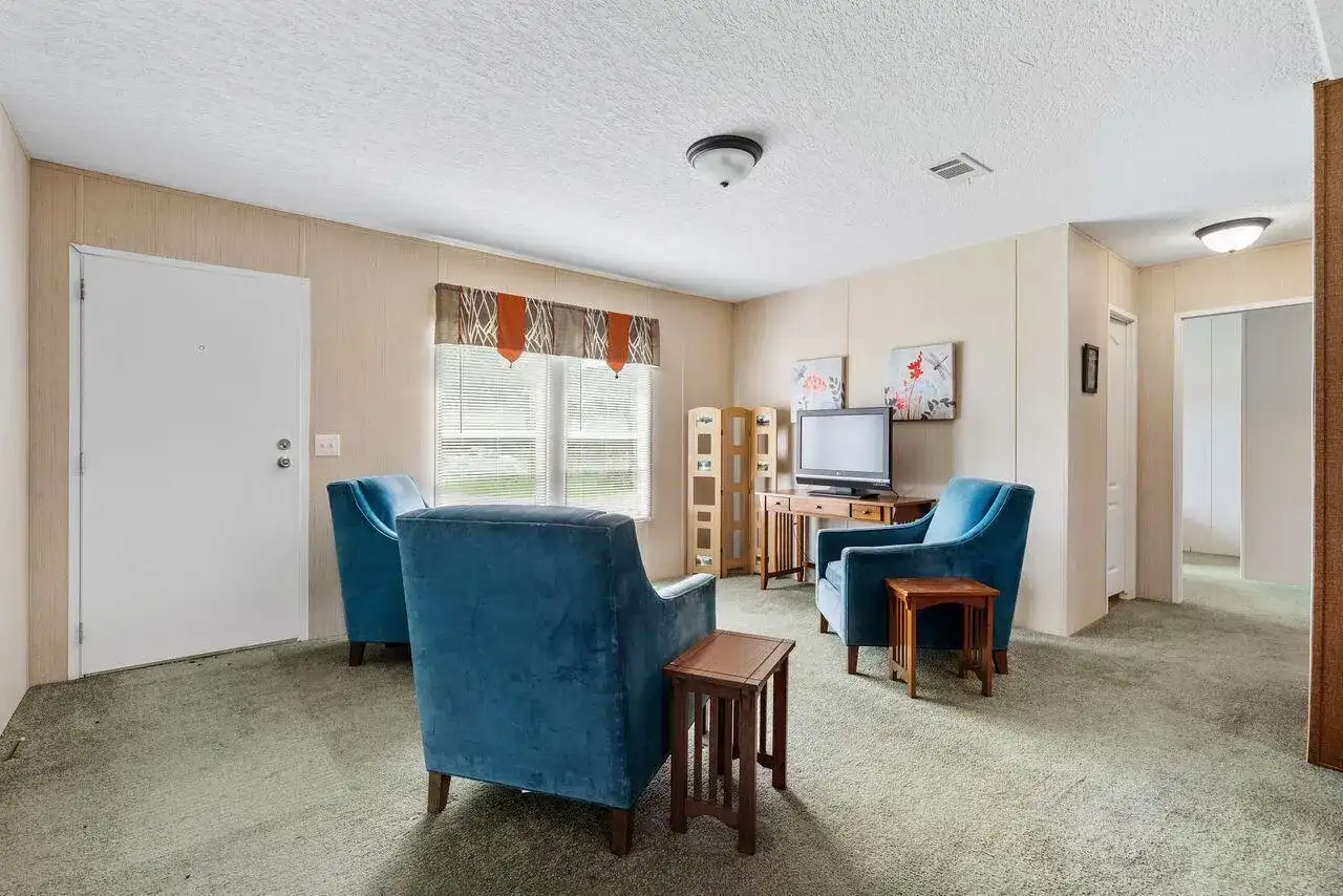 220 N Sendero Street, Clewiston FL 33440 photo 4