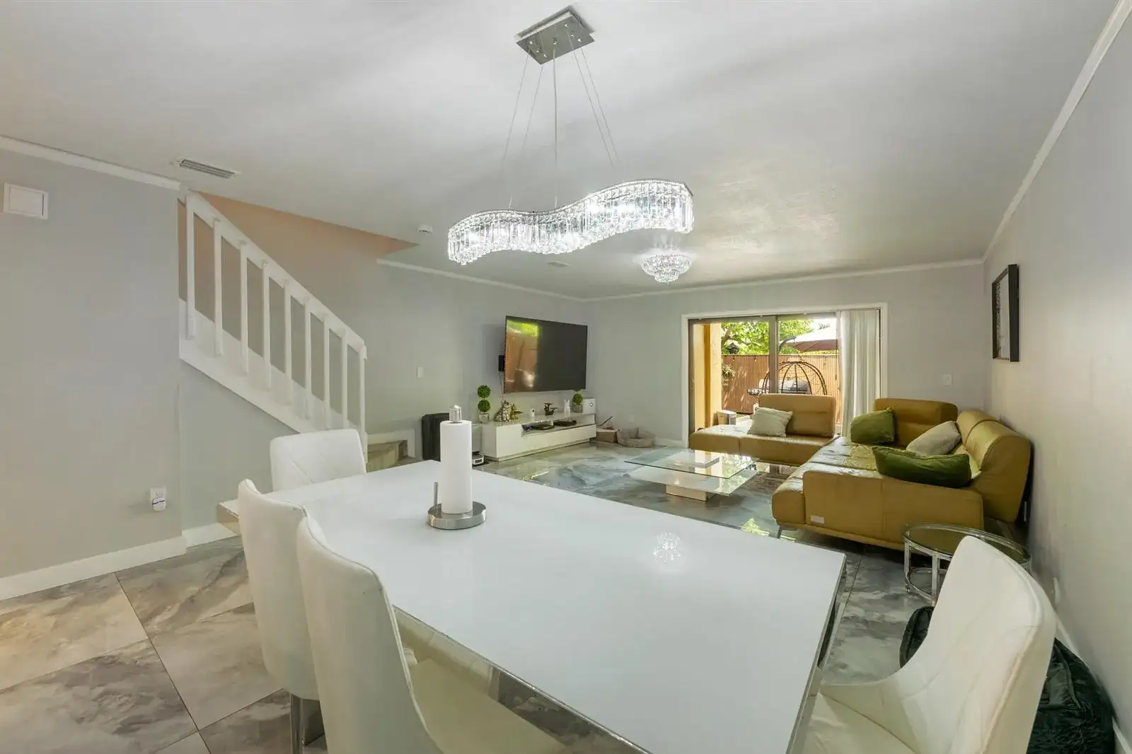 1129 NE 210th Terrace # 210, Miami FL 33179 photo 2