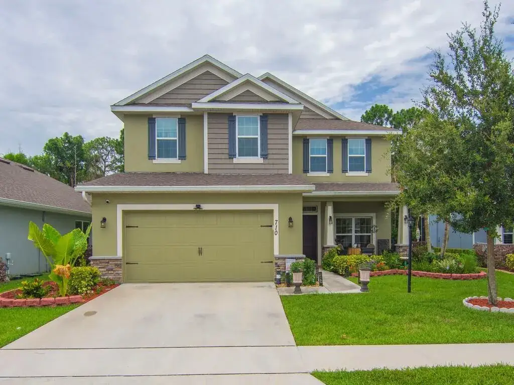 710 NE Turtleback Trail, Port St. Lucie FL 34983