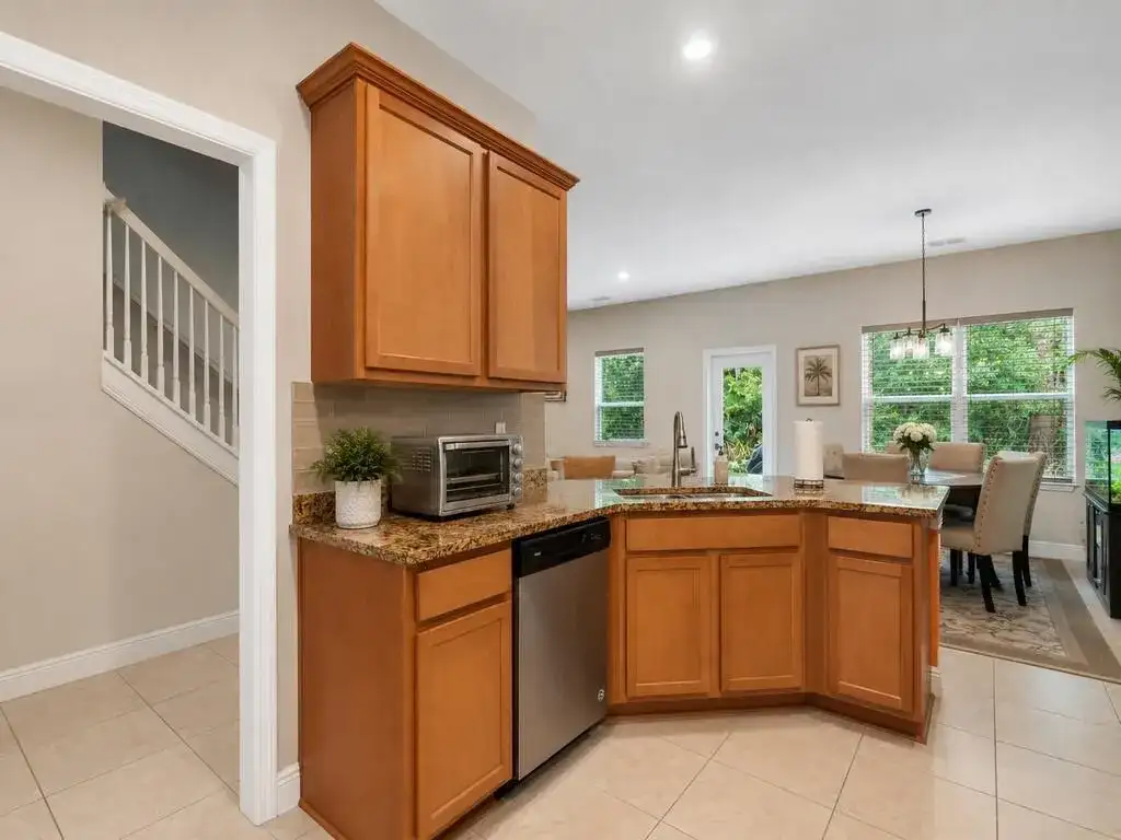710 NE Turtleback Trail, Port St. Lucie FL 34983 photo 5